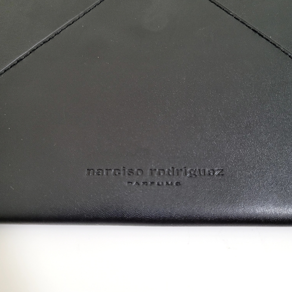 Narciso Rodriguez Leather Clutch Bag - Picture 4 of 14